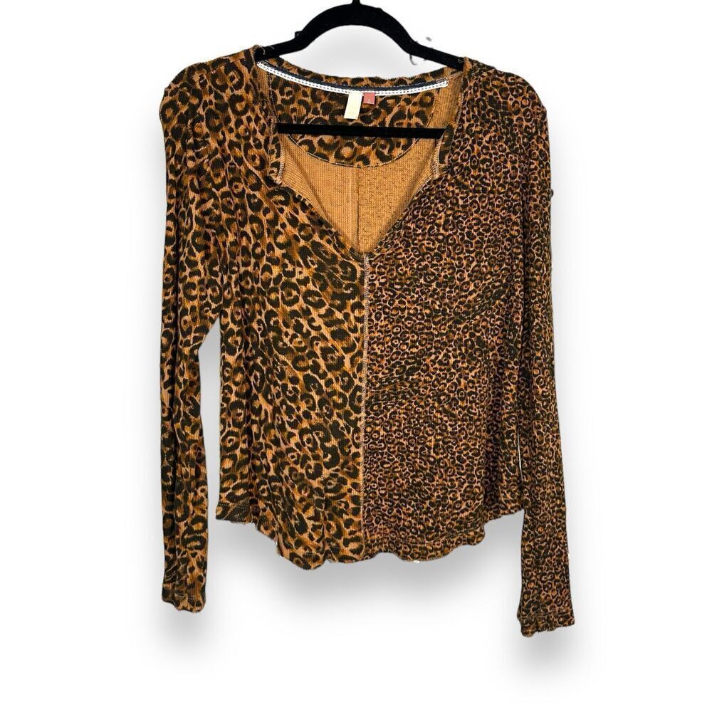 Pilcro Anthropologie Waffle Weave Animal Print Top M